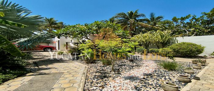 Tropical Beach Retreat with Casita, Pool & Gulf Views in San Crisanto, Yucatán